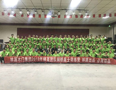 员工风采2-2.jpg